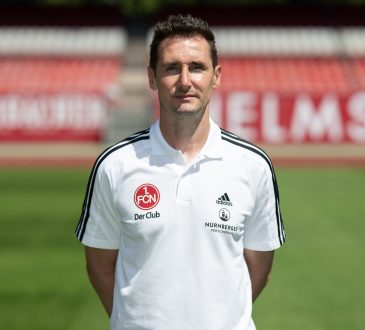 Bundesliga 1. FC Nürnberg FC Schalke 04 Voraussichtliche Aufstellungen Miroslav Klose