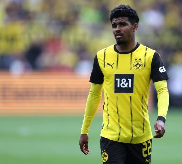 Ian Maatsen Borussia Dortmund Aston Villia